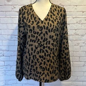 NWOT Large leopard print blouse